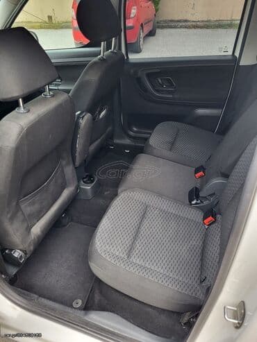 Transport: Skoda Roomster: 1.2 l | 2011 year 195400 km Hatchback — 3