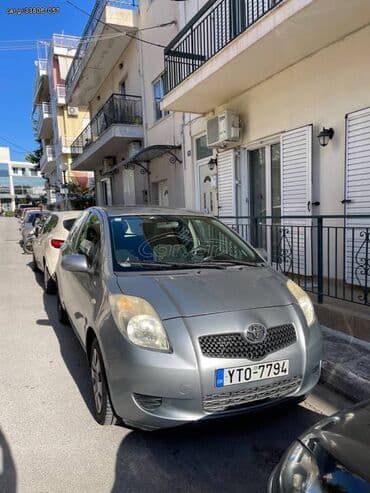 Transport: Toyota Yaris: 1 l | 2006 year Hatchback — 1
