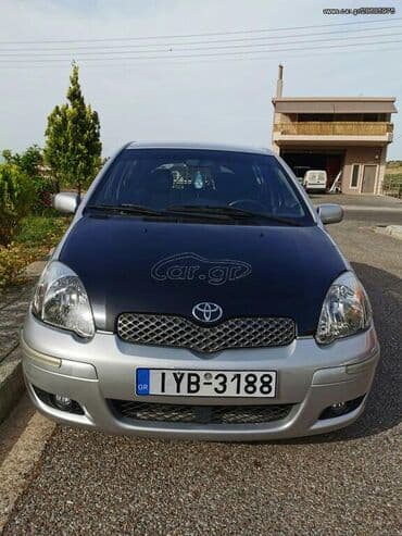 Toyota Yaris: 1.4 l. | 2004 έ. Χάτσμπακ