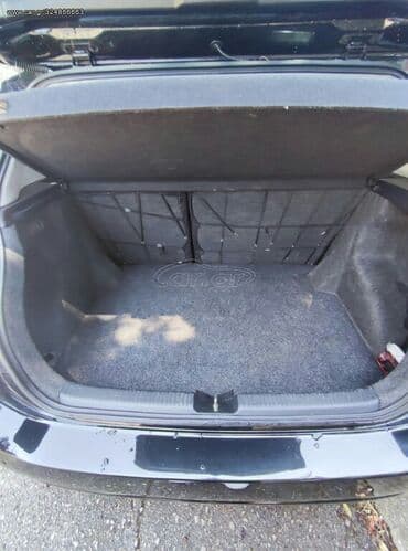 Toyota Corolla: 1.4 l | 2006 year Hatchback — 9