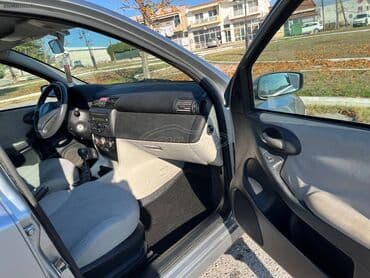 Μεταχειρισμένα Αυτοκίνητα: Fiat Stilo: 1.4 l. | 2003 έ. 176000 km. Χάτσμπακ — 6