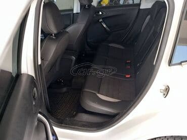 Transport: Peugeot 2008: 1.6 l | 2015 year 158000 km SUV/4x4 — 6