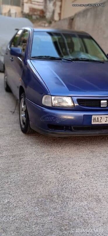 Seat Cordoba: 1.4 l | 1998 year 223200 km. Limousine