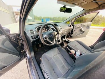Sale cars: Ford Fiesta: 1.4 l | 2009 year 215379 km Hatchback — 5