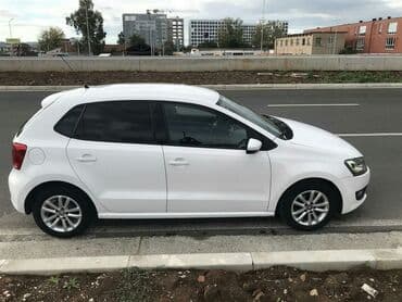Sale cars: Volkswagen Polo: 1.2 l | 2014 year Hatchback — 4