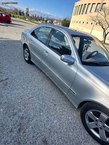 Mercedes-Benz E 270: 2.7 l | 2003 year Limousine — 7