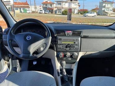 Μεταχειρισμένα Αυτοκίνητα: Fiat Stilo: 1.4 l. | 2003 έ. 176000 km. Χάτσμπακ — 5