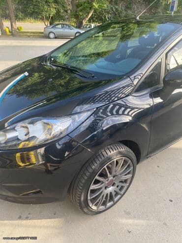 Used Cars: Ford Focus: 1.2 l | 2011 year 200000 km Coupe/Sports — 5