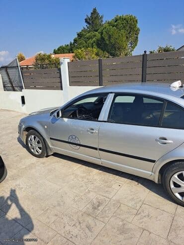 Transport: Skoda Superb: 1.9 l | 2003 year 1100000 km Limousine — 2
