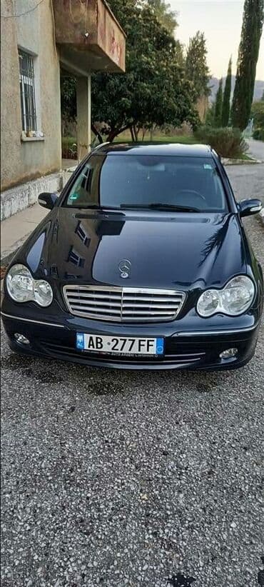 Mercedes-Benz: Mercedes-Benz C-Class: 2.2 l | 2005 year Limousine — 4