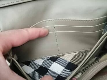 Άλλα: Burberry leather wallet in very good condition, many compartments as — 8