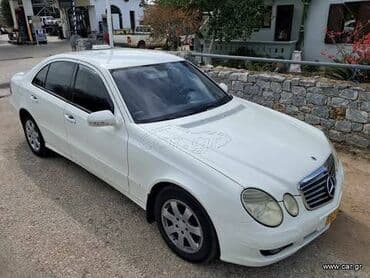 Μεταχειρισμένα Αυτοκίνητα: Mercedes-Benz E 220: 2.2 l. | 2008 έ. Λιμουζίνα — 2