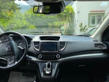 Transport: Honda CR-V: 1.6 l | 2017 year SUV/4x4 — 6