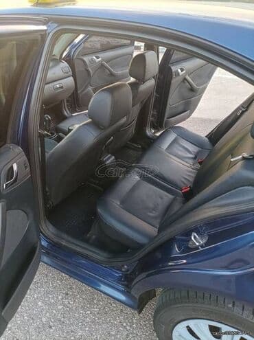 Skoda Octavia: 1.9 l | 2010 year 748969 km Limousine — 6