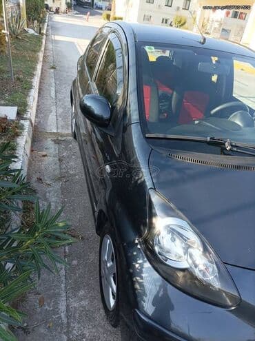 Transport: Toyota Aygo: 1 l | 2007 year Hatchback — 4