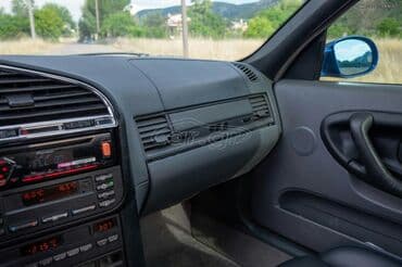 Transport: BMW 318: 1.8 l | 1999 year Cabriolet — 9