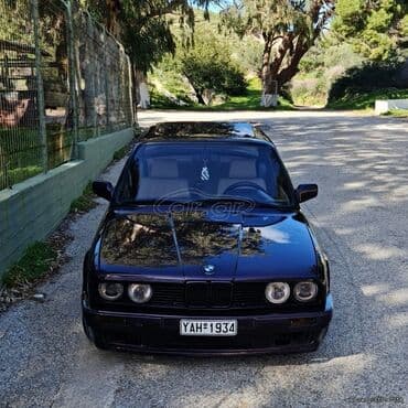 BMW 318: 1.8 l | 1992 year Limousine