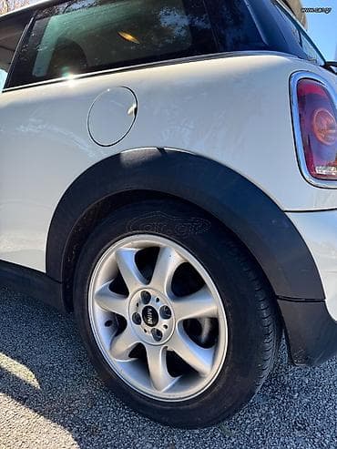 BAW: Βαγγέλης — 5