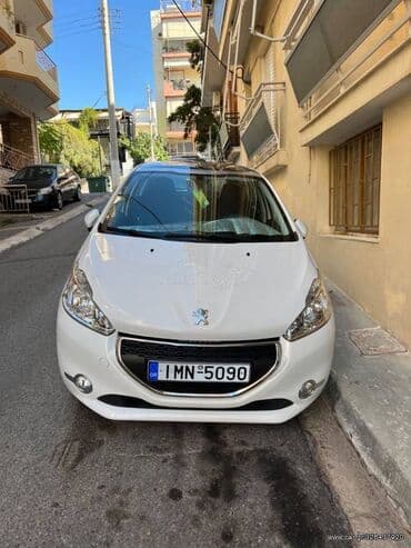 Skoda: Peugeot 208: 1.4 l. | 2015 έ. 78590 km. Χάτσμπακ — 1