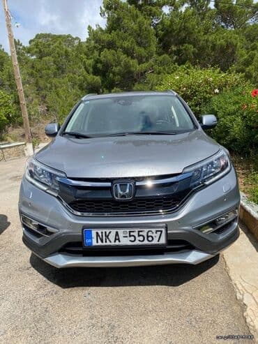 Transport: Honda CR-V: 1.6 l | 2017 year SUV/4x4 — 2