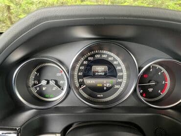 Transport: Mercedes-Benz E 220: 2.2 l | 2014 year Limousine — 4