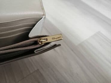 Άλλα: Πορτοφόλι Salvatore Ferragamo. Δέρμα. Πολύ καλή κατάσταση. Διαστάσεις — 14