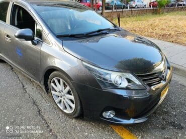 Toyota: Toyota Avensis: 2.2 l. | 2014 έ. Sedan — 4