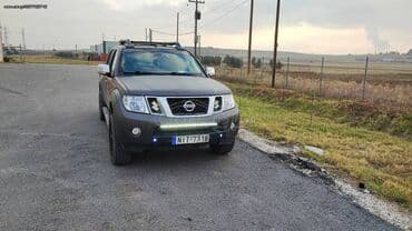 Transport: Nissan Navara : 2.5 l | 2012 year Pikap — 1