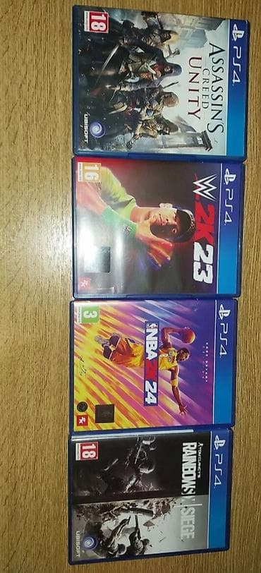 Ηλεκτρονικά: Playstation 4 1TB σε εξαιρετική κατάσταση, με δύο κοντρόλερ dualshock — 4