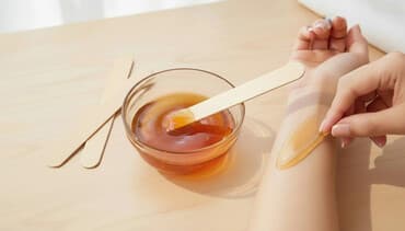 Μπέιμπι σίτερ, νταντά: Αποτρίχωση με κερί για άνδρες/Waxing services for men only Γειά σας — 8