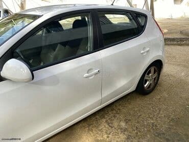 Sale cars: Hyundai i30: 1.4 l | 2010 year Hatchback — 1