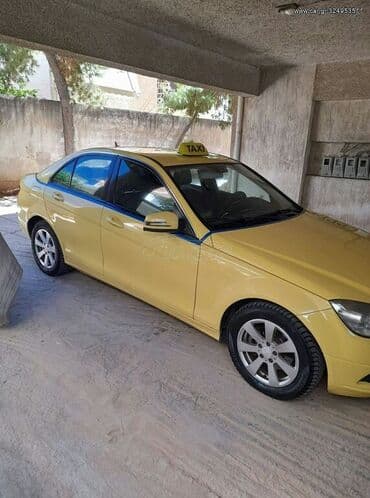 Used Cars: Mercedes-Benz C 200: 2 l | 2010 year Limousine — 3