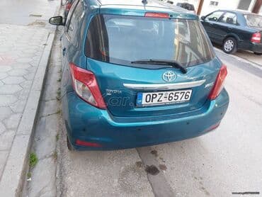 Sale cars: Toyota Yaris: 1.4 l | 2012 year Coupe/Sports — 4