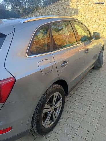 Audi: Audi Q5: 2 l. | 2010 έ. SUV/4x4 — 4