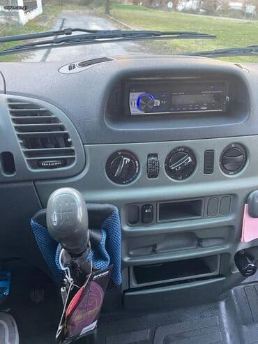 Transport: Mercedes-Benz Sprinter: 2.2 l | 2001 year Van/Minivan — 7