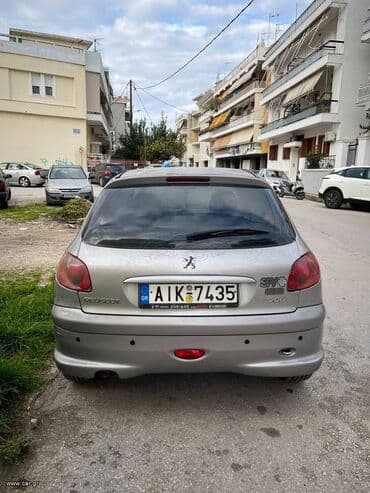 Peugeot 206: 1.6 l | 2005 year 162000 km Hatchback — 3