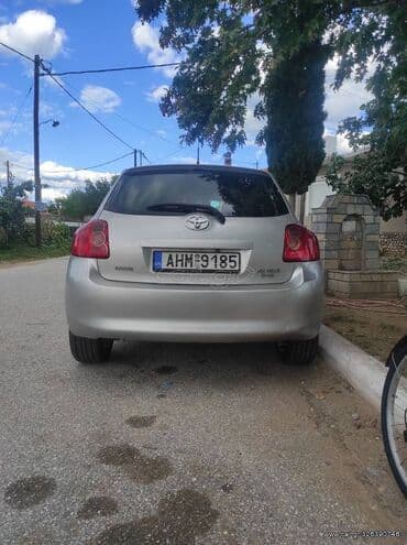 Transport: Toyota Auris: 1.4 l | 2007 year Coupe/Sports — 1