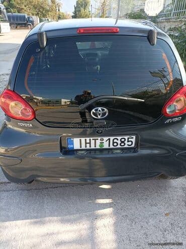 Transport: Toyota Aygo: 1 l | 2007 year Hatchback — 1