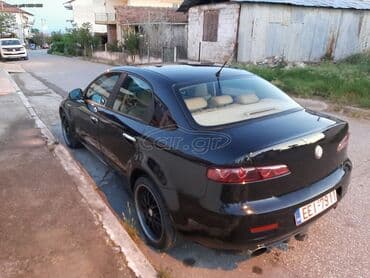 Sale cars: Alfa Romeo 159: 1.9 l | 2006 year 304942 km Sedan — 6