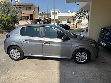 Peugeot: Δημήτρης — 8