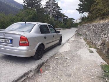 Opel: Opel Astra: 1.4 l. | 2001 έ. 125000 km. Λιμουζίνα — 1