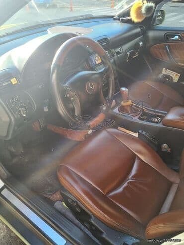 Transport: Mercedes-Benz C 200: 2 l | 2004 year Limousine — 6