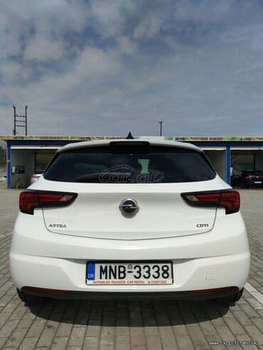 Opel Astra: 1.6 l | 2015 year 125000 km Hatchback — 2