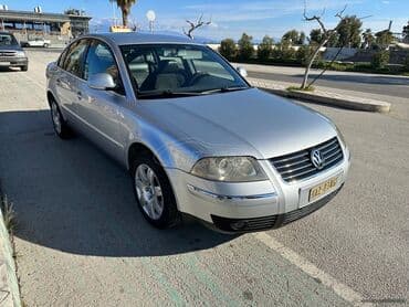 Volkswagen Passat: 2.5 l | 2004 year Limousine — 5