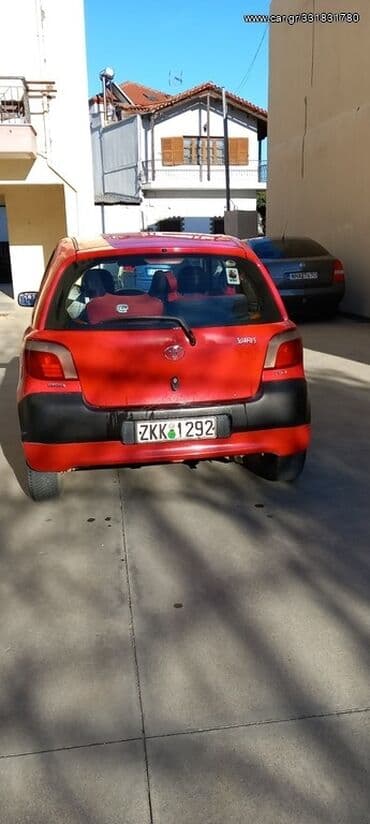 Transport: Toyota Yaris: 1 l | 2002 year Hatchback — 7