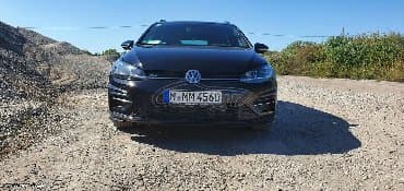 Transport: Volkswagen Golf: 2 l | 2017 year MPV — 4