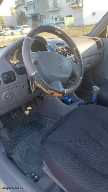 Sale cars: Hyundai Accent : 1.3 l | 2005 year Limousine — 5
