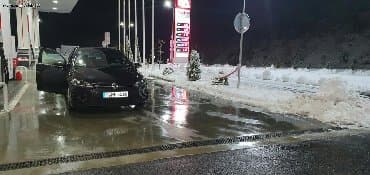 Transport: Volkswagen Golf: 2 l | 2017 year MPV — 6