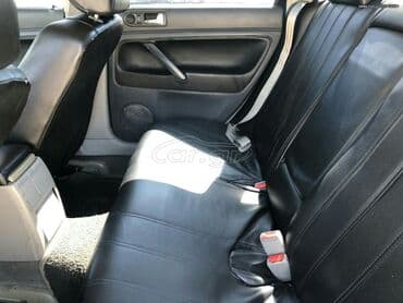 Used Cars: Volkswagen Passat: 1.6 l | 2001 year — 5