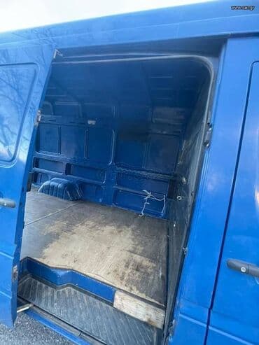 Transport: Mercedes-Benz Sprinter: 2.2 l | 2001 year Van/Minivan — 6